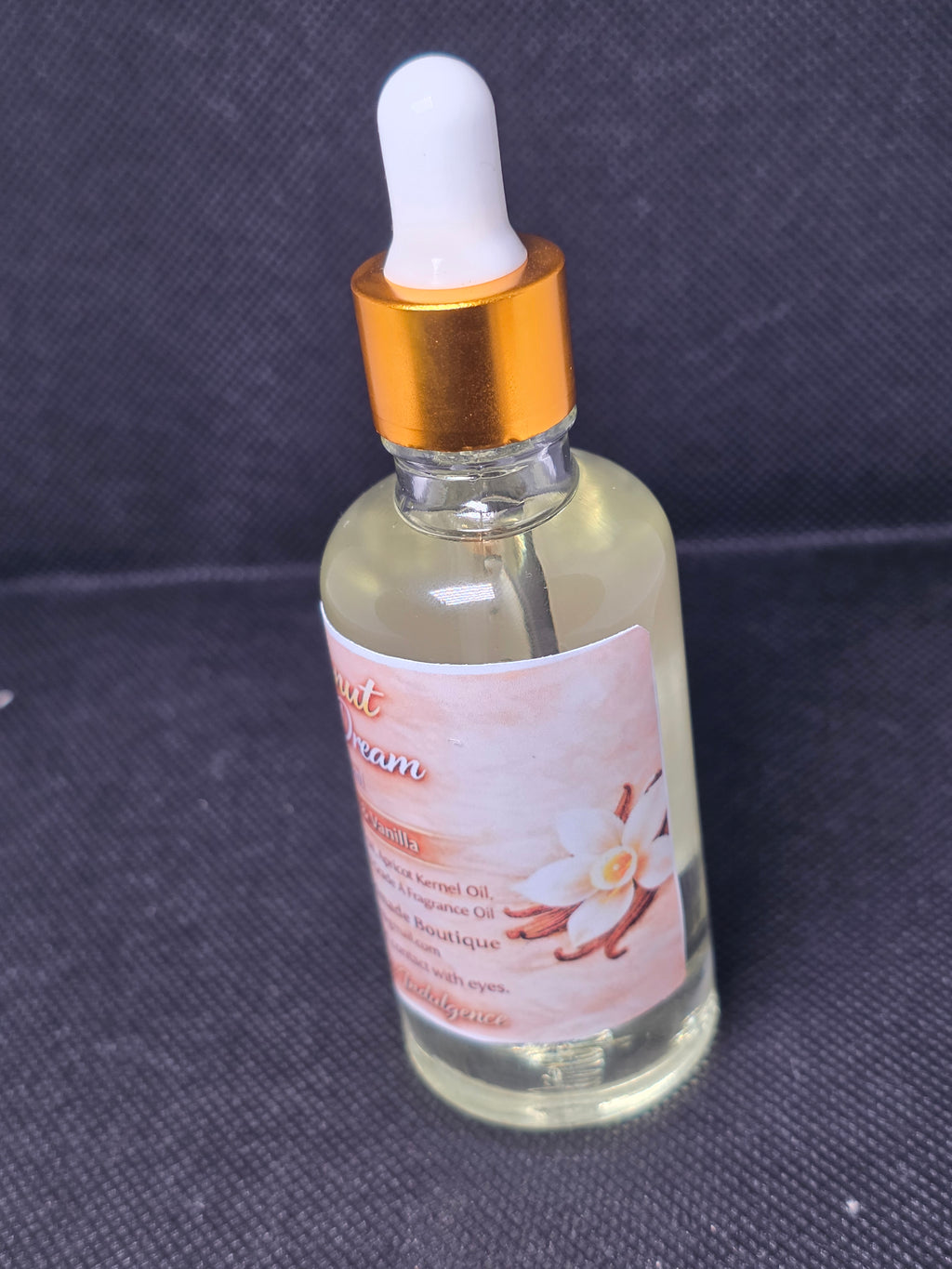 Coconut Vanilla Dream Body Oil – Coconut Vanilla Scent | Hydrating Glow Oil | Lightweight & Fast Absorbing (2oz/50ml)